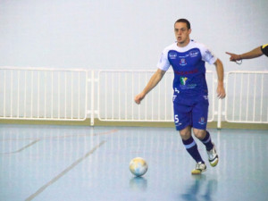 Ex-Corinthians e Suzano São Paulo, Ferrugem reforça equipe do Caça (1)