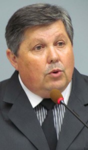 Ver Pastor Mendes (1)