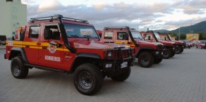 entrega_de_viaturas_-_bombeiros_20140324_1295358259