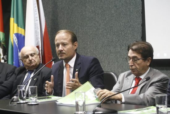 gabriel na frente parl